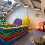 4 Star In Tatil Evi