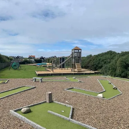 4 Star In Holiday home Thyboron