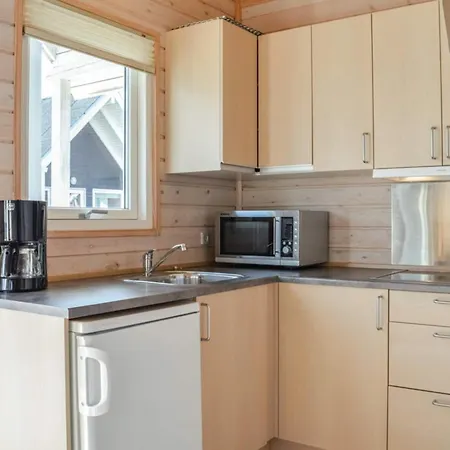 4 Star In * Thyboron