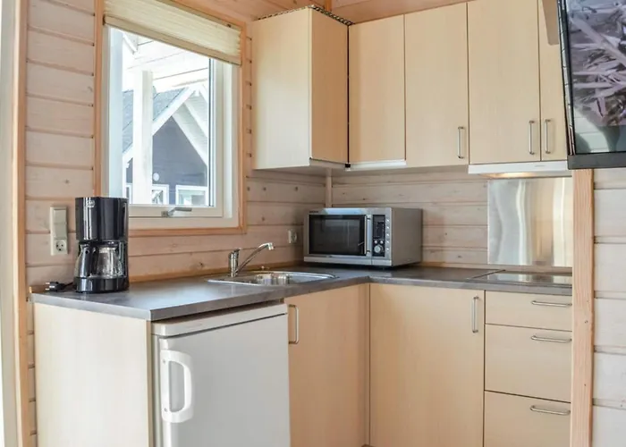 4 Star In * Thyborøn